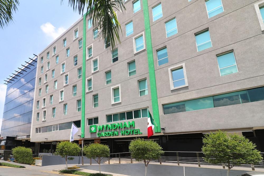 Wyndham Garden Guadalajara Acueducto Hotel Запопан Екстериор снимка