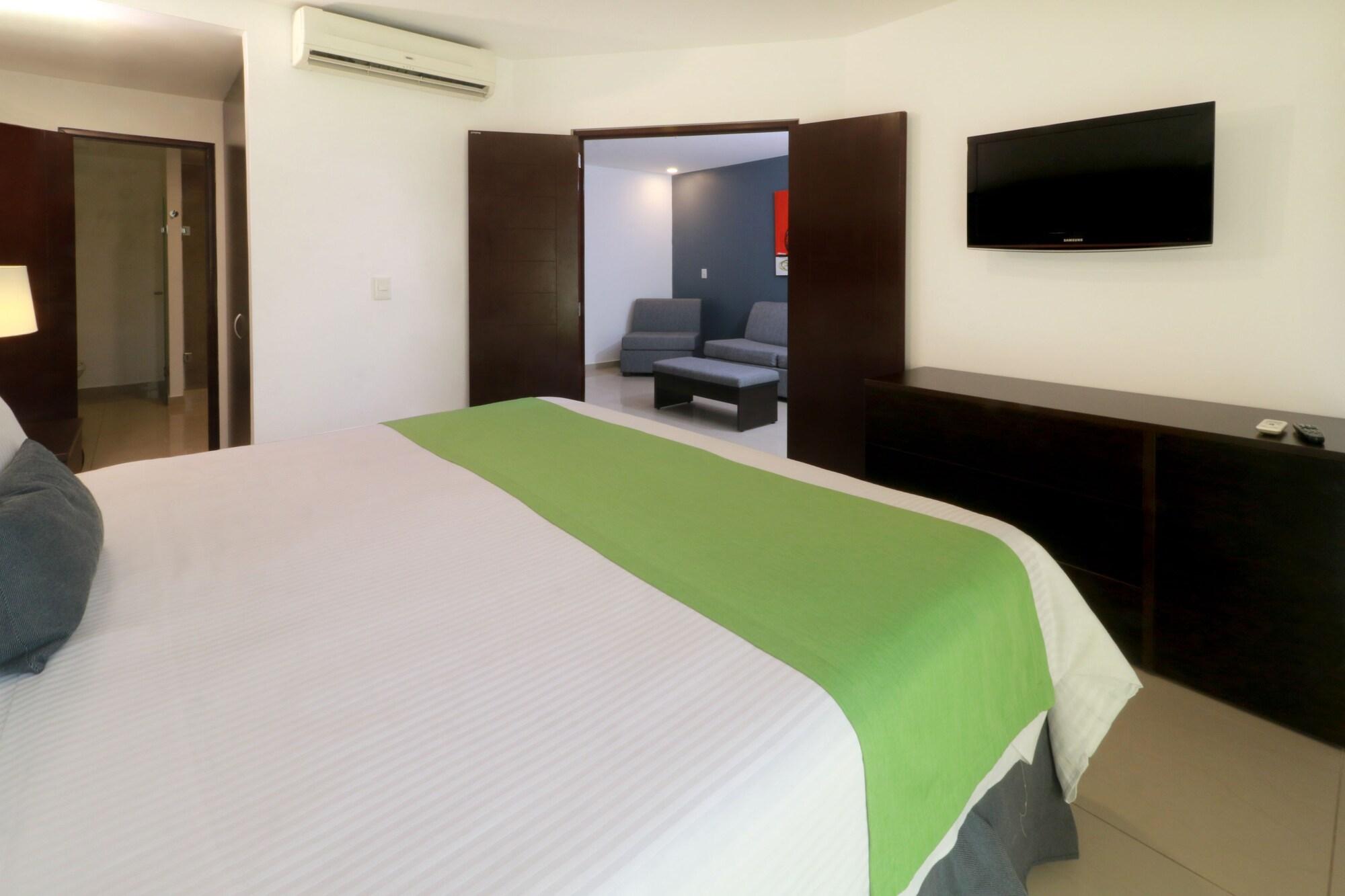 Wyndham Garden Guadalajara Acueducto Hotel Запопан Екстериор снимка