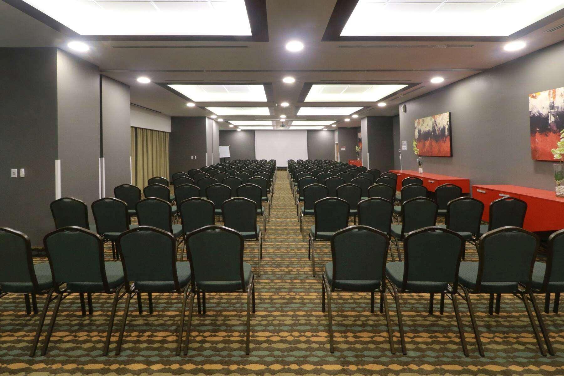 Wyndham Garden Guadalajara Acueducto Hotel Запопан Екстериор снимка