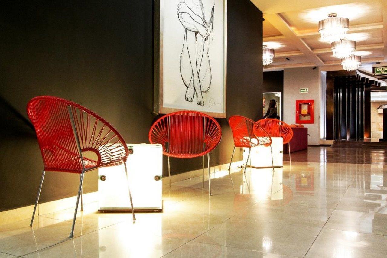 Wyndham Garden Guadalajara Acueducto Hotel Запопан Екстериор снимка