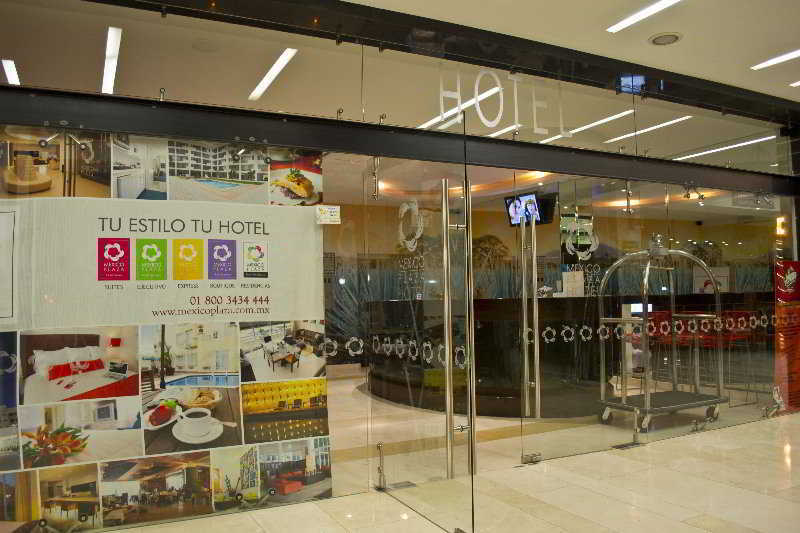 Wyndham Garden Guadalajara Acueducto Hotel Запопан Екстериор снимка
